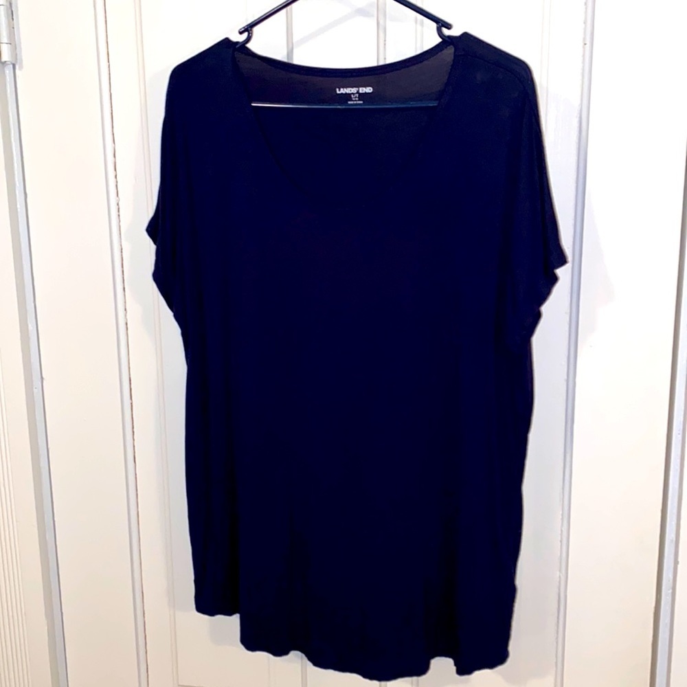 Lands’ End navy tee